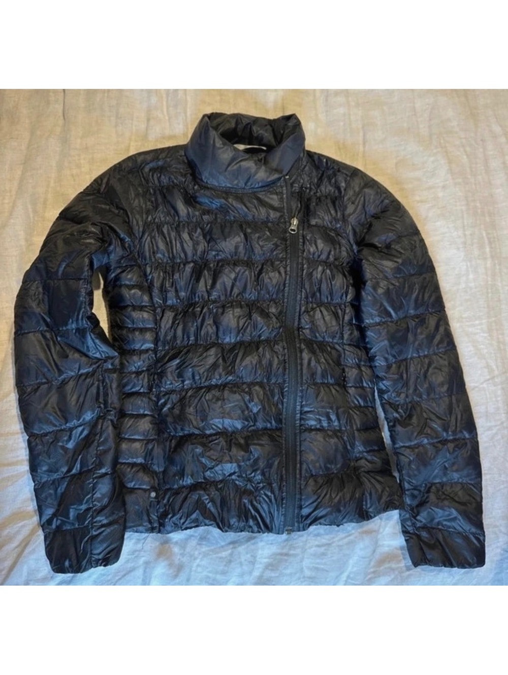 Athleta Downalicious Asymmetrical Zip Quilted Puffer Jacket